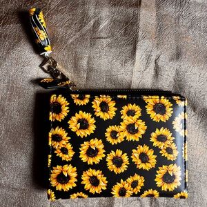 Sunflower Print Black Wristlet Wallet